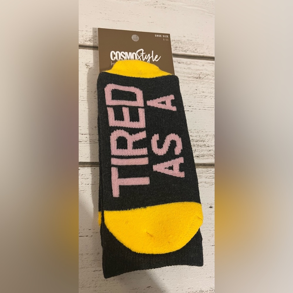 🐷 2/$15 pair sock Tired as a Mother